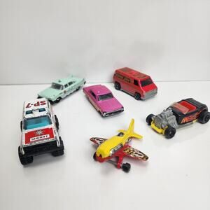 Mixed Lot of Matchbox Vehicles Various Dates 1983 to Current 5 Cars & 1 Airplane
